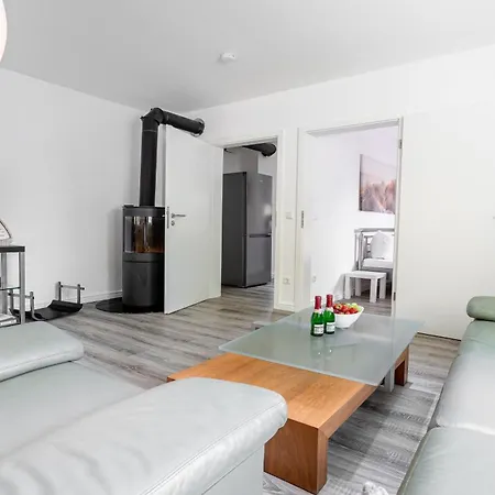 公寓 Helga- Morgensonne Mit Terrasse, Kamin Und 2 Schlafzimmer *